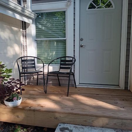 Bright And Cozy Lighthouse Cottage In Greenville Sc 外观 照片